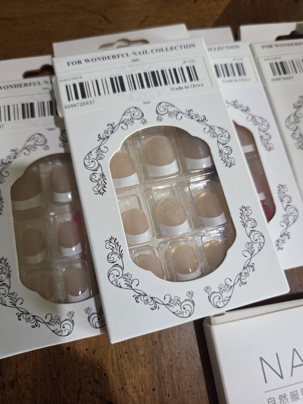 Assorted Glue-On Articial Nail Sets French Manicure x7, Black x1, Purple x1 KISS - Picture 6 of 7